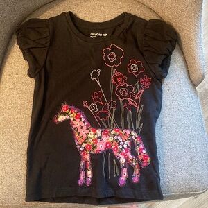 Very cute baby gap horse T-shirt size 4